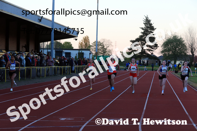 The 150 metres, 2026 NEGP 1, Monkton Stadium. Photo: David T. Hewitson/Sports for All Pics